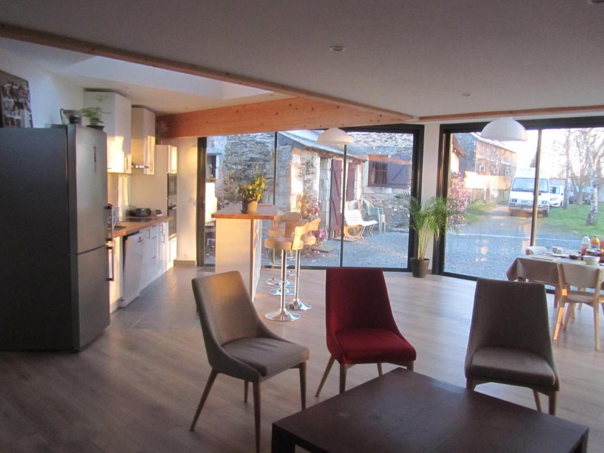La Petite Charnasserie Angers Extérieur photo