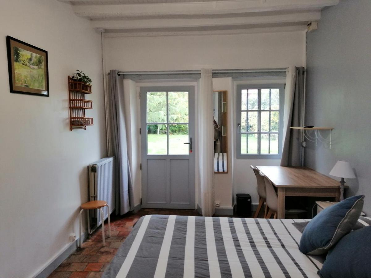 La Petite Charnasserie Angers Extérieur photo